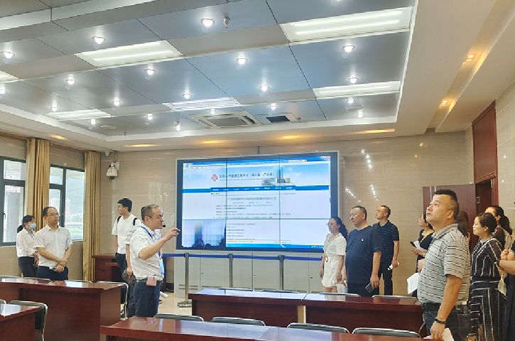 全省第二批“示范交易中心”创建交叉观摩团赴<font color='red'>剑阁县</font>观摩学习
