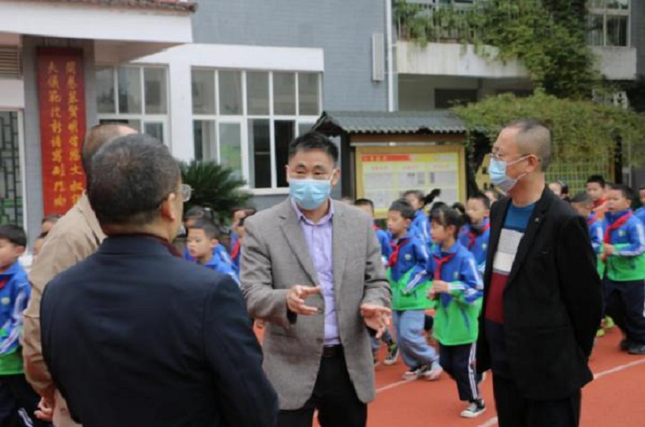 乘省现场会东风  展剑阁教育风采 ---县委常委廖兴泉调研督导“省乡村学校少年宫项目建设工作推进会”筹备<font color='red'>情况</font>