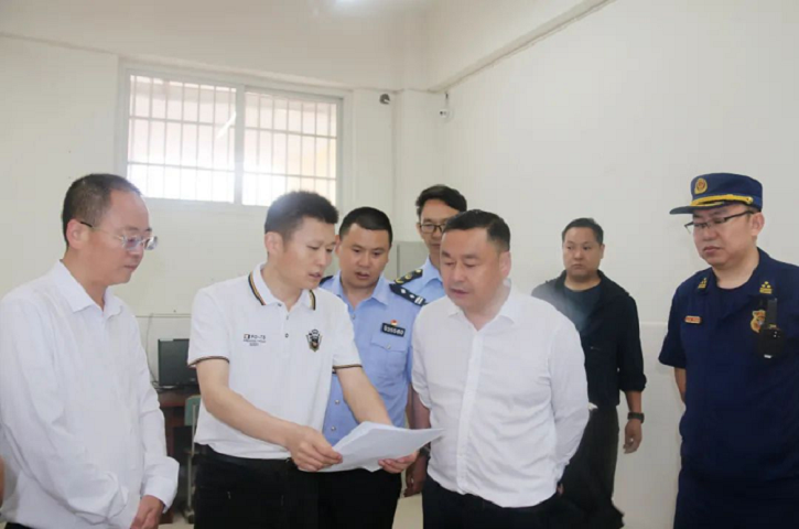 <font color='red'>剑阁县</font>开展2023年普通高考考前联合大检查