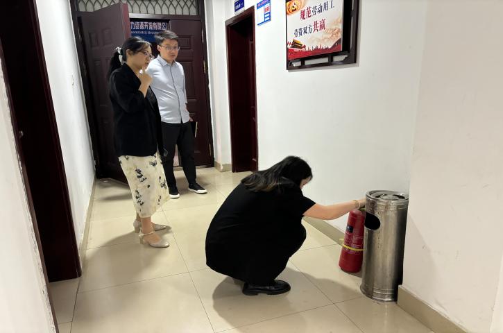 <font color='red'>剑阁县</font>人社局：从严从细查隐患 守牢安全生产关