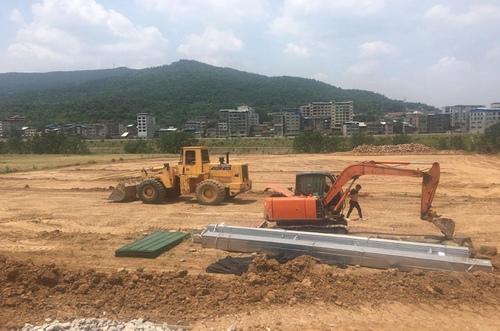 <font color='red'>剑阁县</font>剑南物流中心项目开工建设