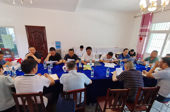 <font color='red'>剑阁县</font>召开剑北粮油现代农业园区项目建设工作推进会