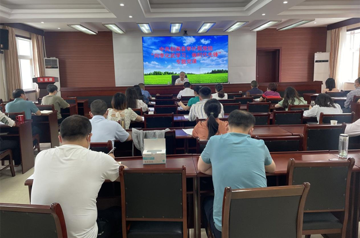 <font color='red'>剑阁县</font>审计局:开展向抗美援朝老战士“李化武”同志学习系列活动