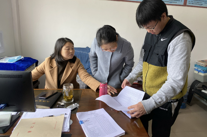 <font color='red'>剑阁县</font>统计局开展农村统计基础建设“回头看”活动