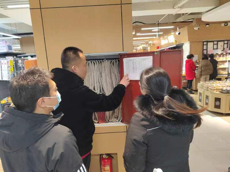 <font color='red'>剑阁县</font>开展节前商贸领域企业安全生产检查