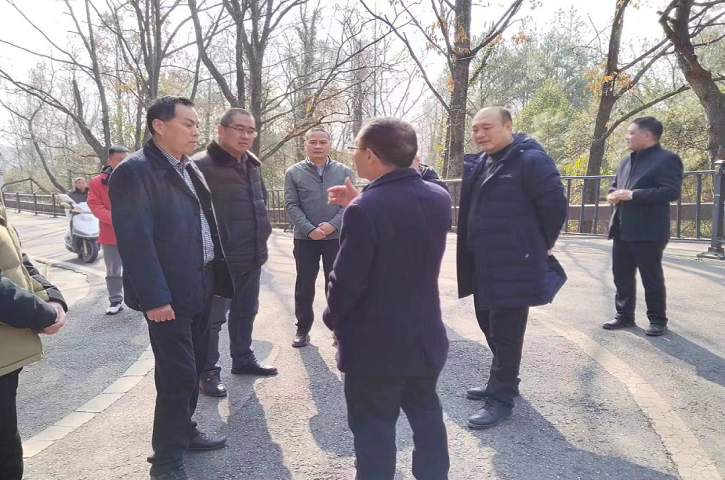 罗星原副主席督导<font color='red'>剑阁县</font>林长制暨森林防火工作