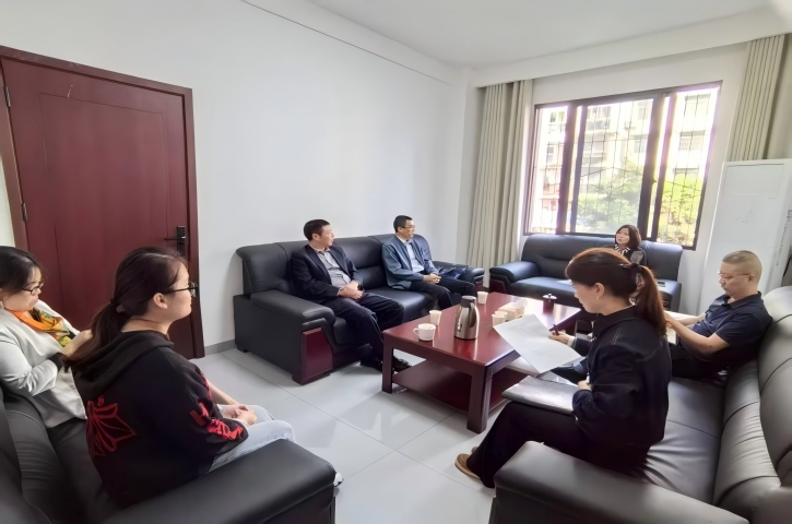 <font color='red'>剑阁县</font>医疗保障局：苍溪县医保局赴我县考察交流医保体系化建设工作