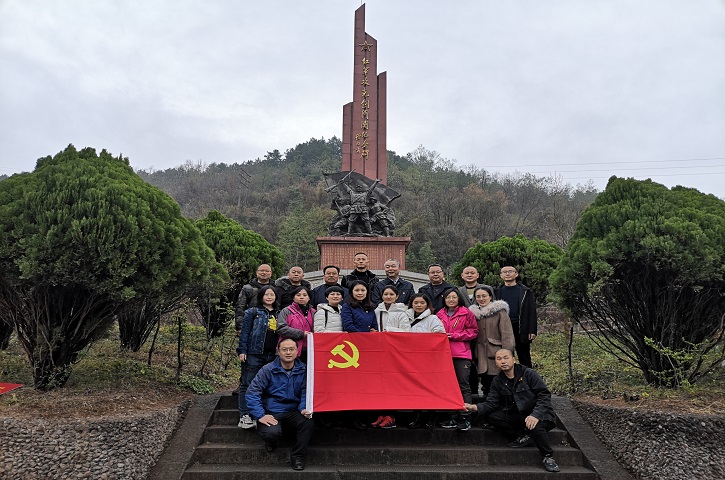 <font color='red'>剑阁县</font>行政审批局组织开展“巾帼心向党，百年正辉煌”主题党支部活动