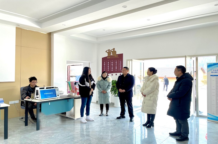 隆昌市行政审批局赴<font color='red'>剑阁县</font>考察学习“村能办”工作