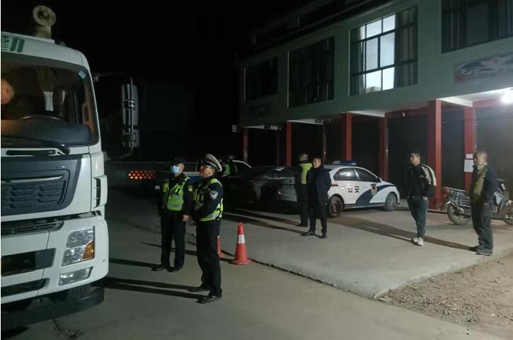 金仙镇：联动<font color='red'>执法</font>，齐抓共管，确保一方平安