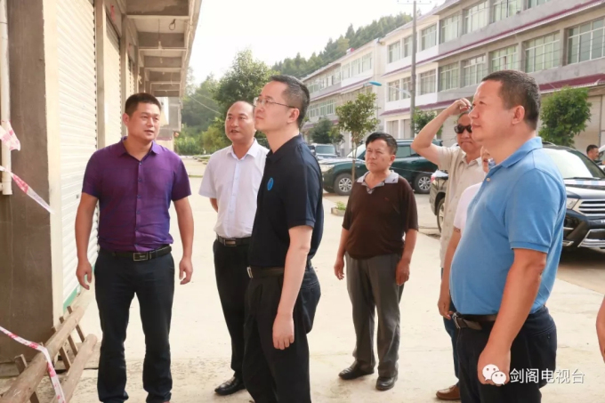 C:\Documents and Settings\Administrator\桌面\6402.webp_编辑.jpg